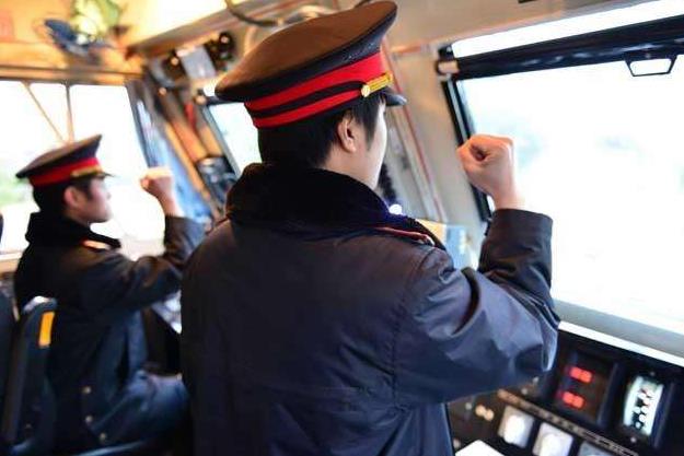 石家莊鐵路學(xué)校2020年火車司機專業(yè)學(xué)費多少？