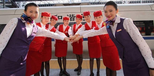 讀高鐵乘務專業(yè)年齡大后會不會被辭退？