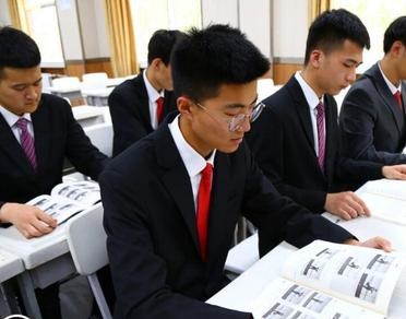 石家莊東華鐵路學(xué)校23年錄取分?jǐn)?shù)線多少？