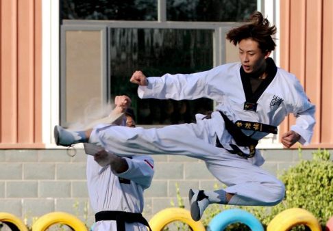 石家莊開設(shè)體育專業(yè)的學(xué)校推薦 —— 石家莊教聯(lián)高級(jí)職業(yè)中學(xué)