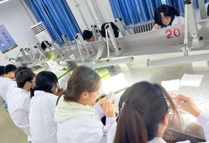 重磅利好：石家莊冀聯(lián)醫(yī)學中專2026級新生享多項費用全免